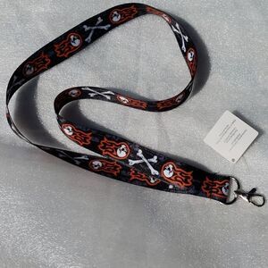 𝅺Lanyard Keychain Skull and Cross Bones 20" Halloween Goth